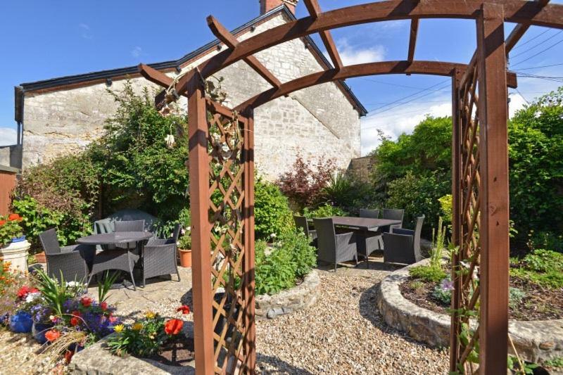 The Old Bakehouse Bed & Breakfast Colyton Exterior foto